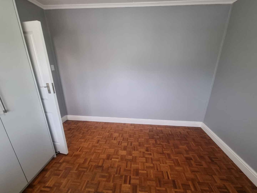2 Bedroom Property for Sale in Claremont Western Cape